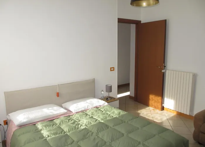 Maisonette Lägenhet Montecchio Emilia